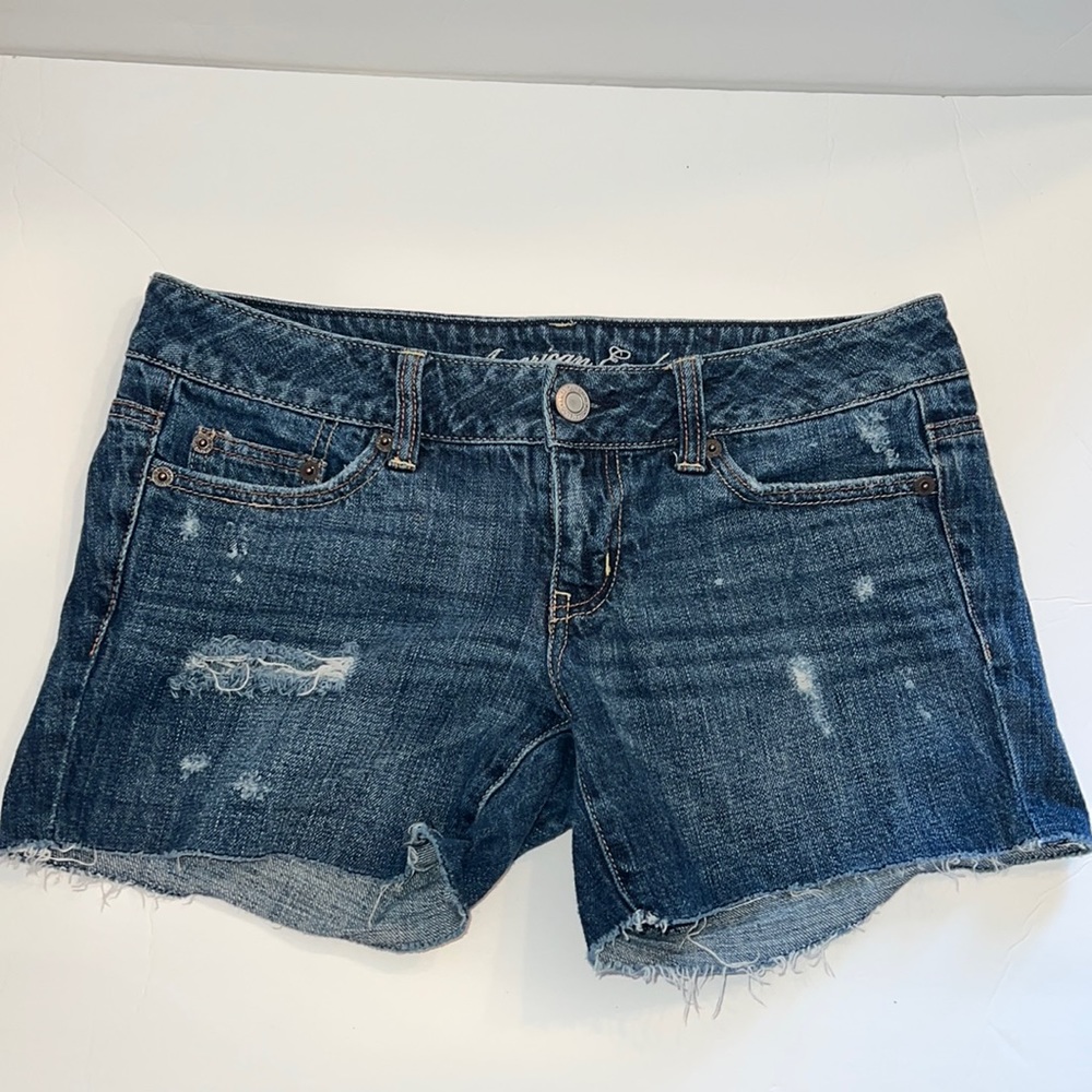 American Eagle rip jean shorts pockets 4 daisy dukes cut off raw hem distressed